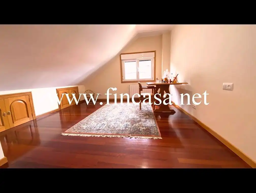 Casa o chalet en venta en Vigo  con Jardín privado, Parquet y Terraza