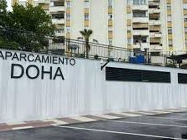 Pis amb ascensor en venda a calle virgen del amparo 5