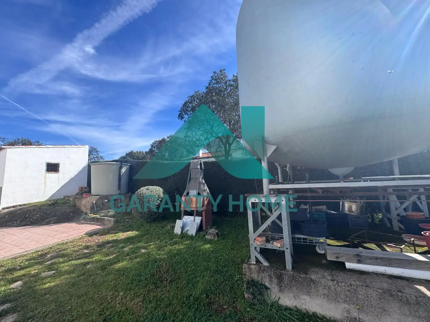 Vista exterior de Casa o xalet en venda en Cáceres amb Calefacció, Jardí privat i Traster