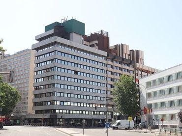 Oficina amb ascensor de lloguer a Calle de Orense 70