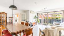 Exterior view of Single-family semi-detached for sale in Pozuelo de Alarcón  with Swimming Pool
