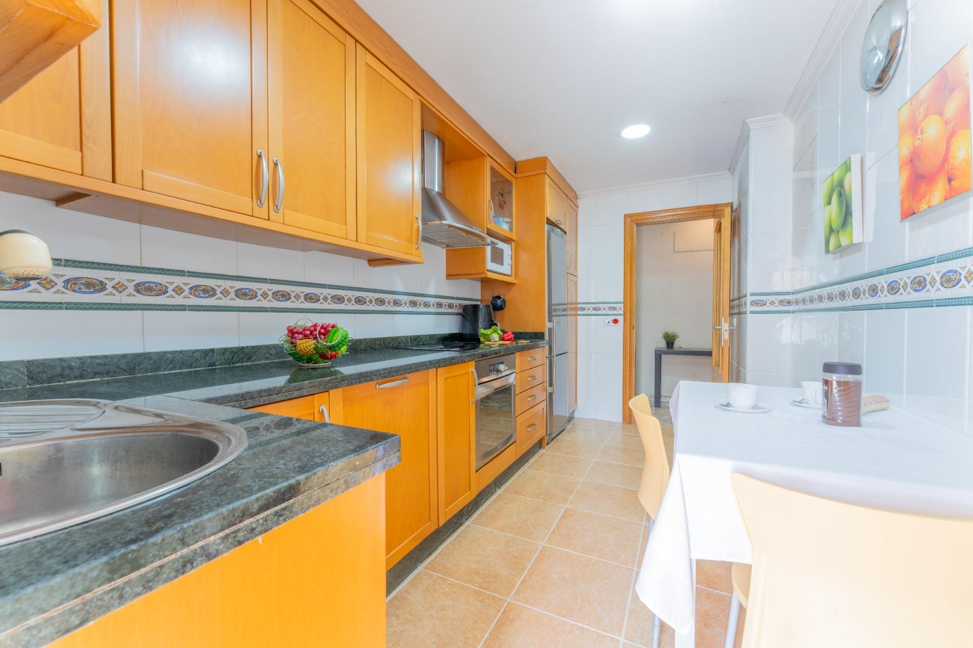 Kitchen of Flat for sale in Elche / Elx