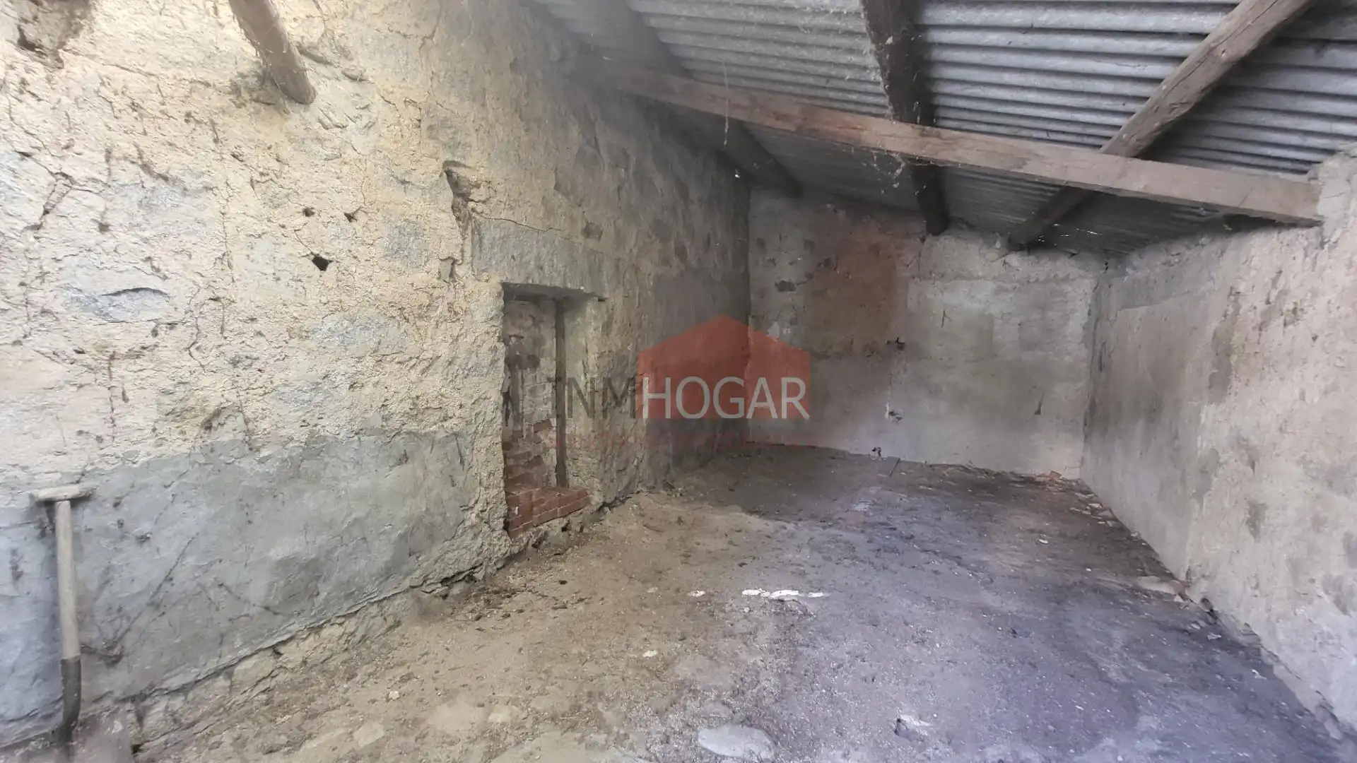 Garaje en venta en Navalperal de Pinares