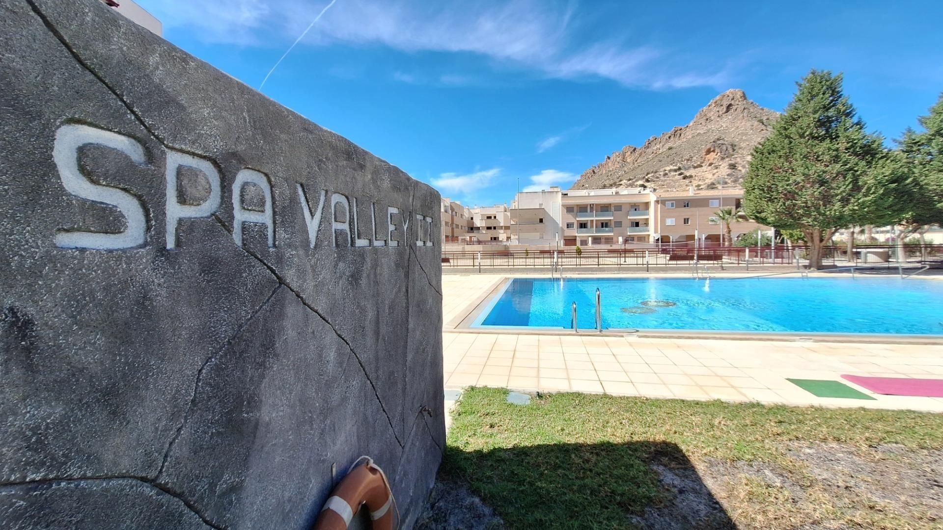 Piscina de Àtic de lloguer en Villanueva del Río Segura amb Aire condicionat, Calefacció i Jardí privat