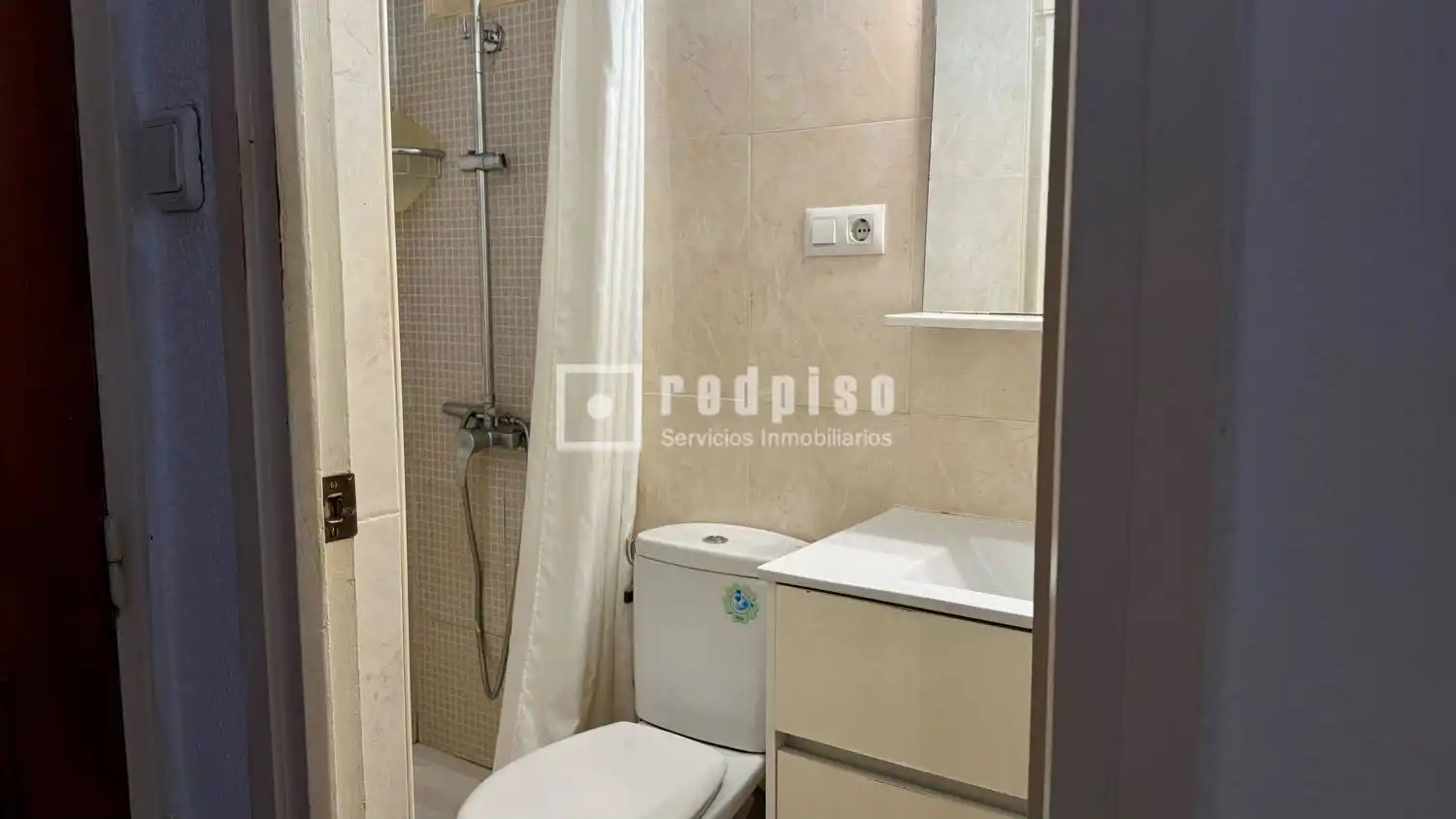 Bathroom of Flat for rent in Murcia  with Air Conditioner and Furnished