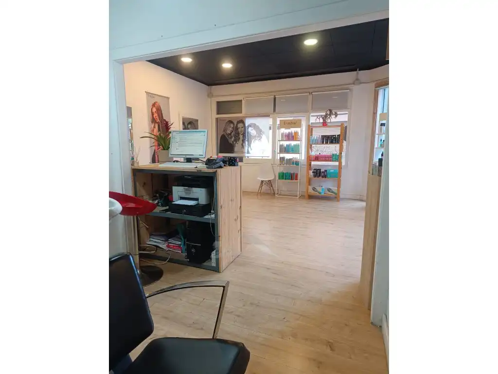 Business premises to rent in Calle Lluis Companys, imagen 9