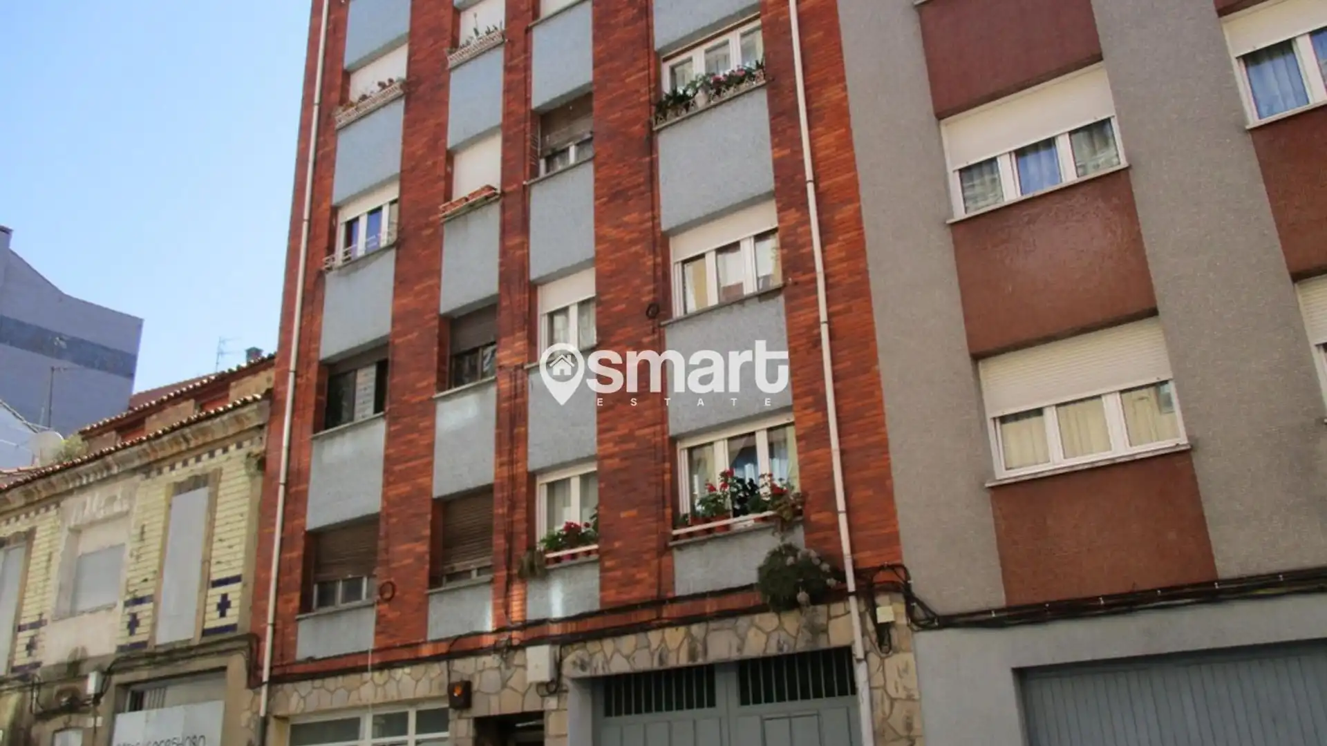 Vista exterior de Piso en venta en Gijón 