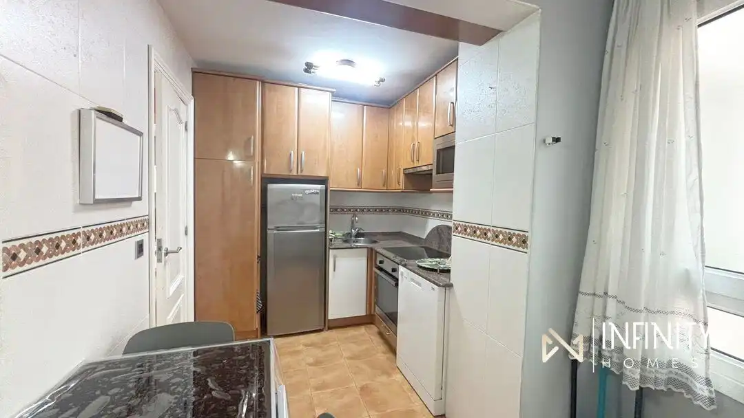 Cocina de Piso de alquiler en Bilbao  con Calefacción