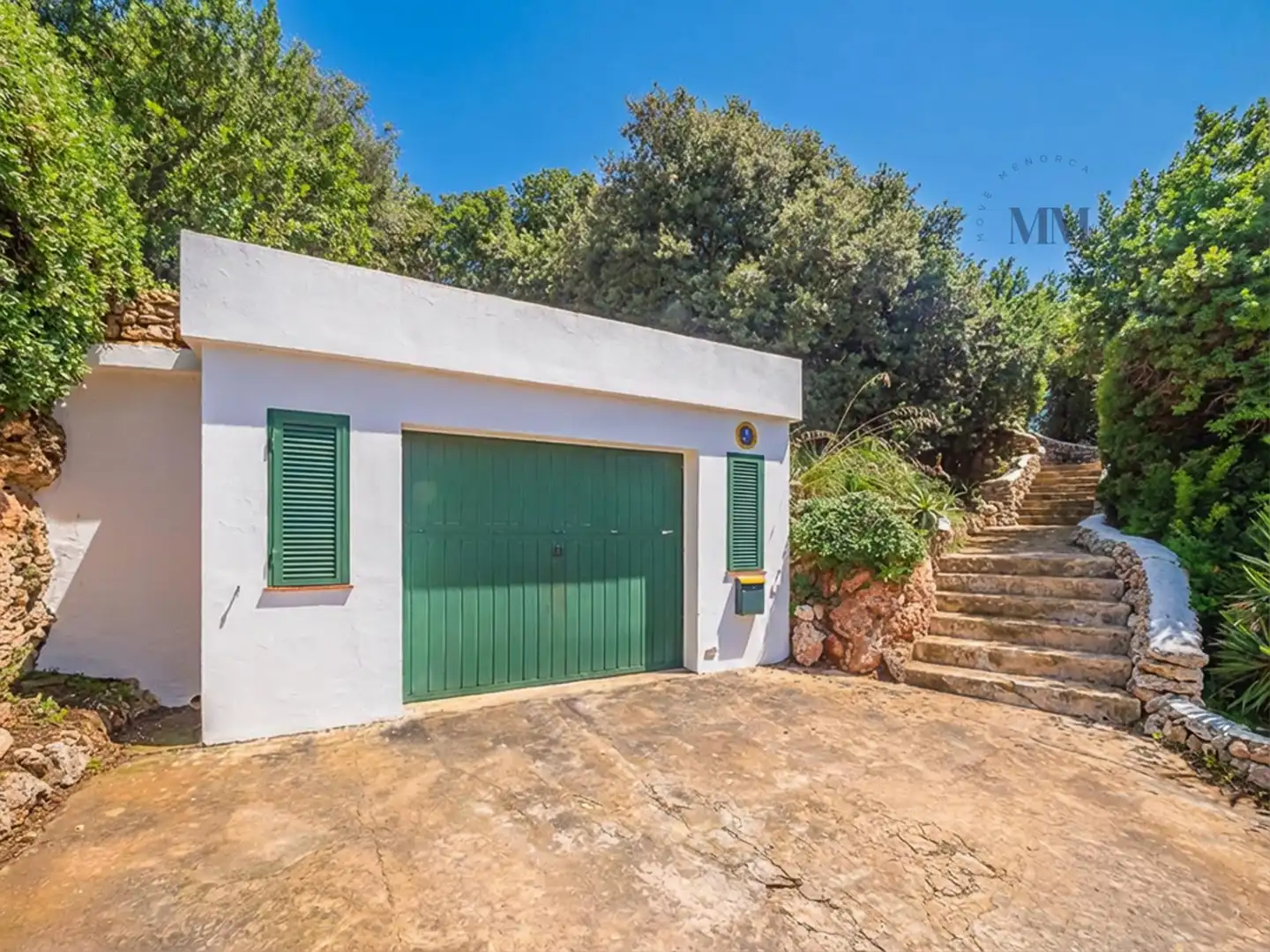 Vista exterior de Casa o xalet en venda en Maó - Mahón amb Aire condicionat, Calefacció i Jardí privat