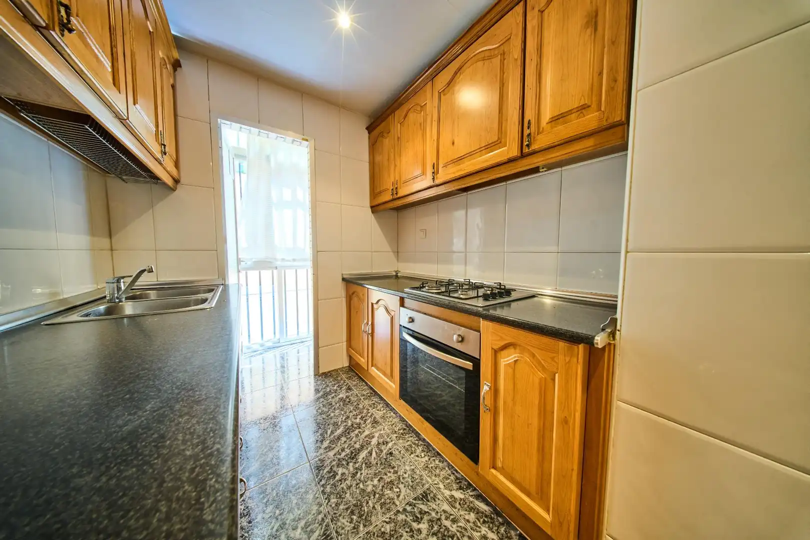 Kitchen of Flat for sale in Granada  with Air Conditioner and Balcony