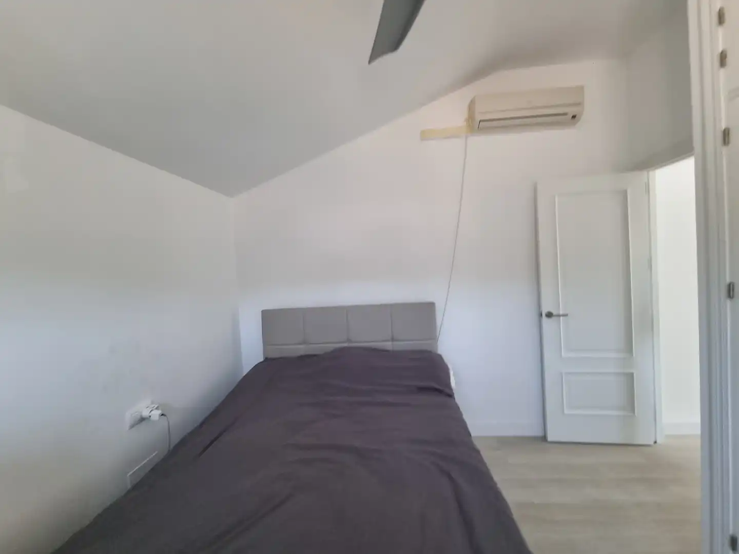 Bedroom of Houses for sale in El Puerto de Santa María  with Air Conditioner, Private garden and Storage room
