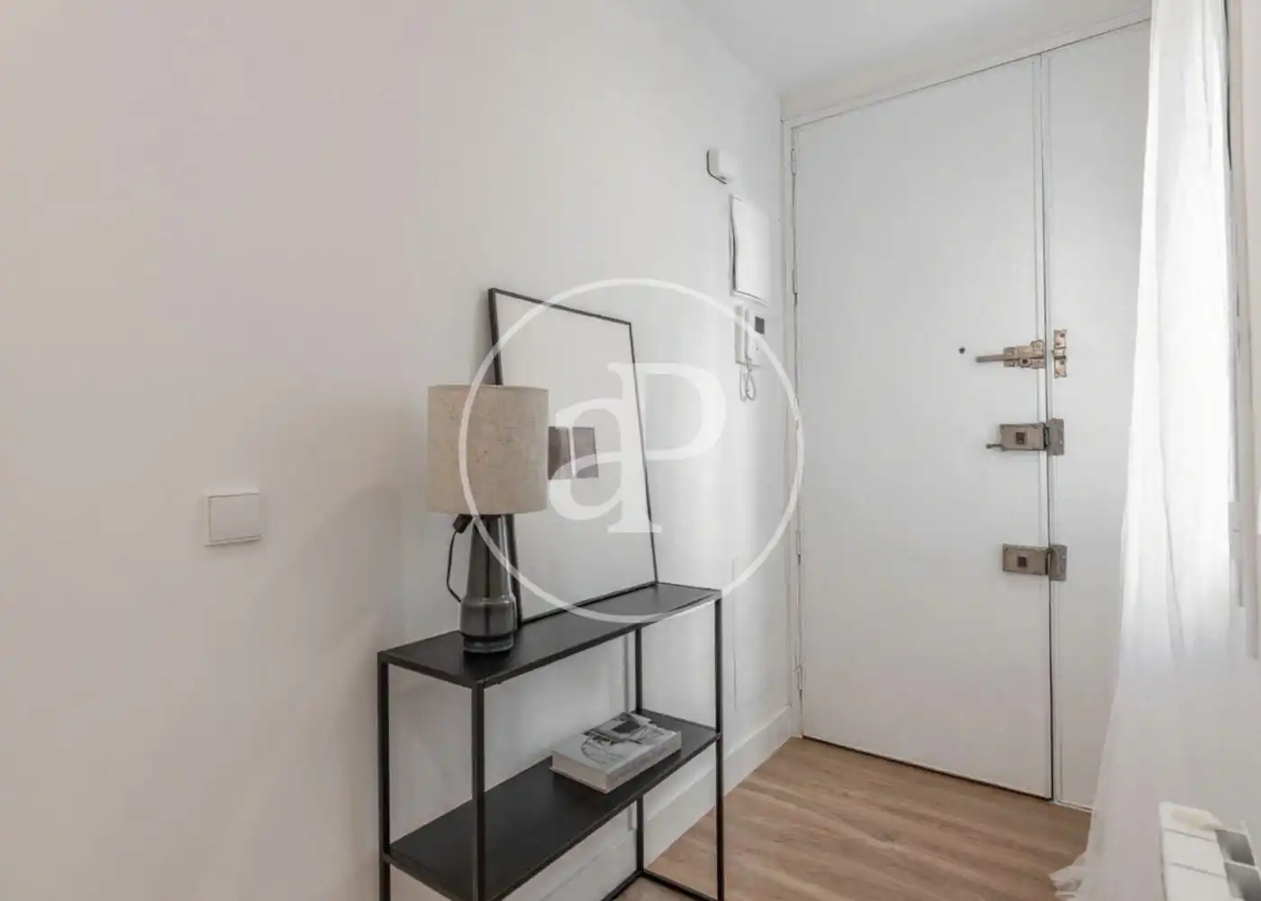Flat for sale in Madrid  with Air Conditioner, Heating and Balcony