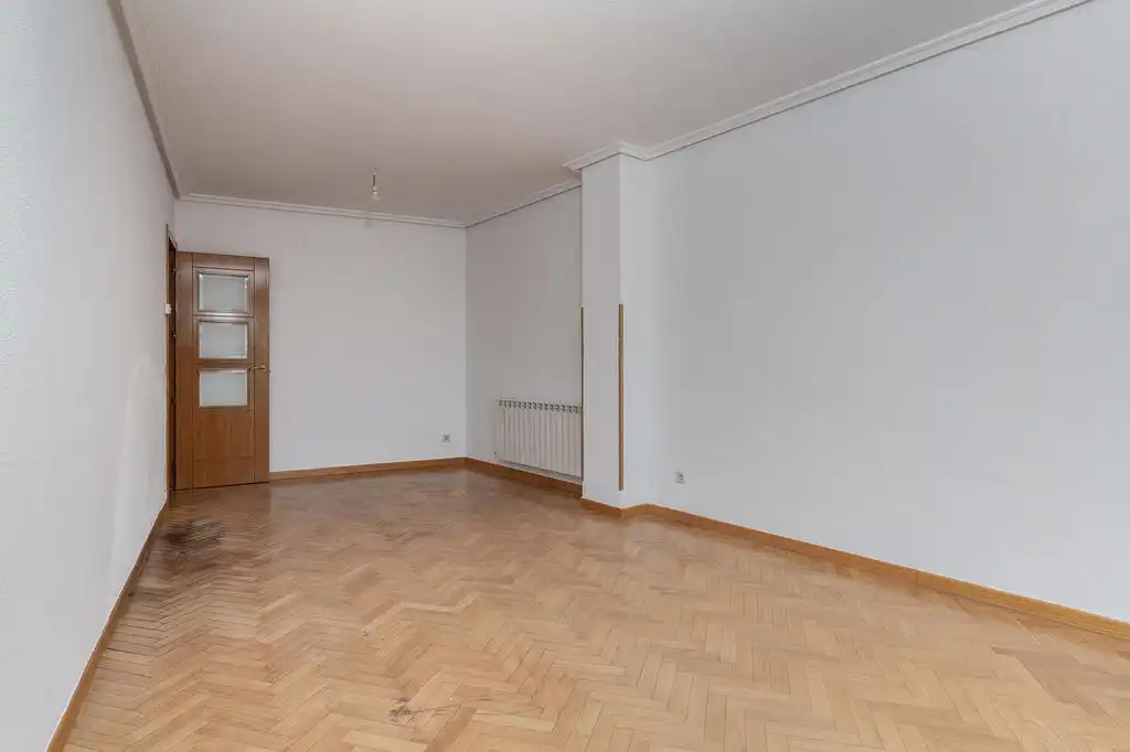 Flat with lift for sale in C/ Domingo Párraga, imagen 5