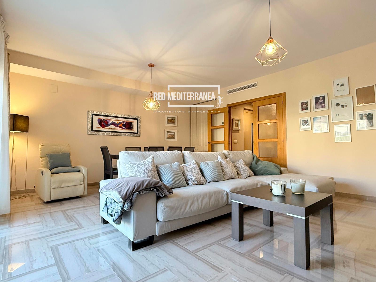 Sala d'estar de Casa adosada en venda en Gandia amb Aire condicionat, Calefacció i Jardí privat