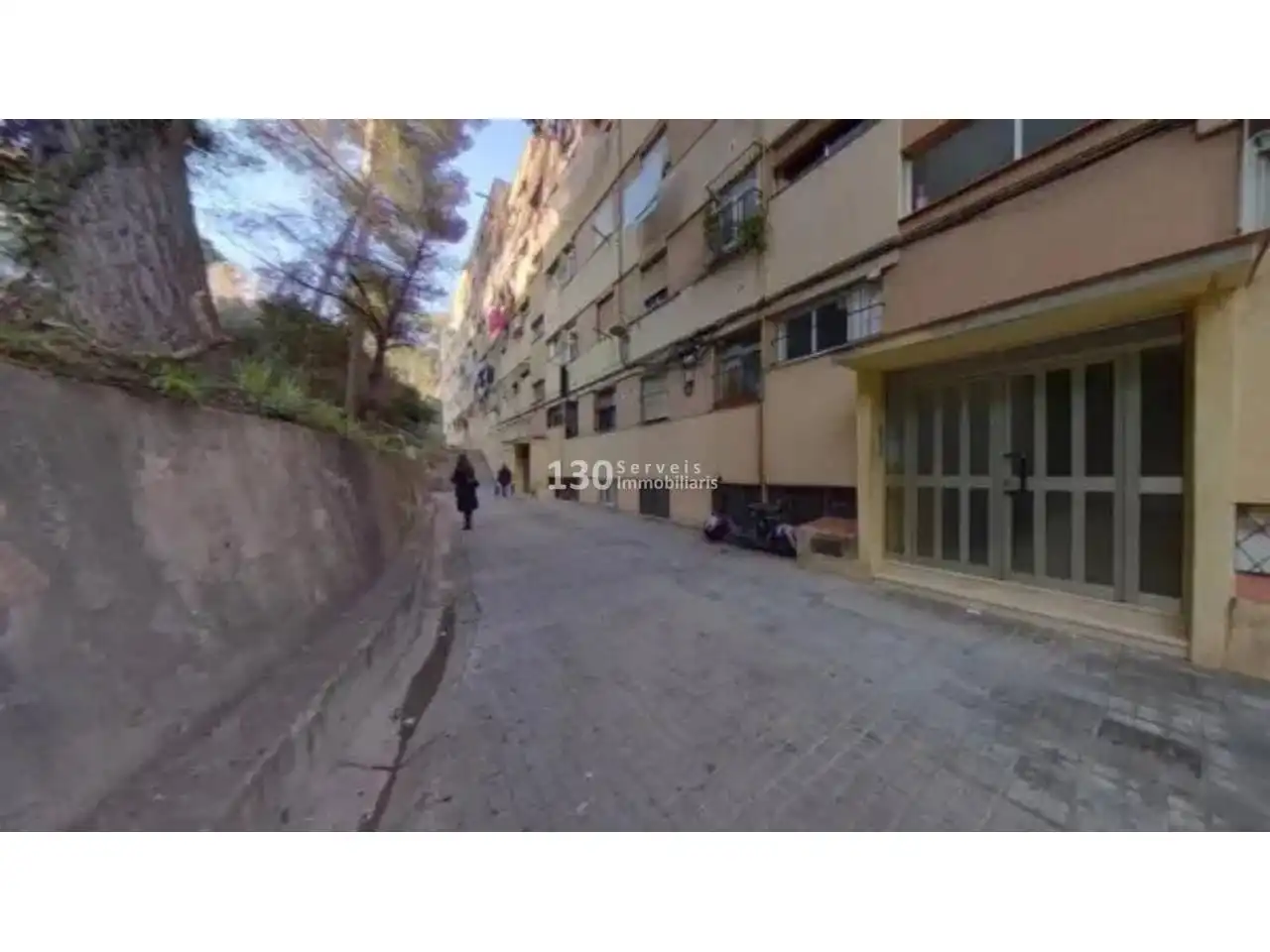 Vista exterior de Pis en venda en Nou Barris