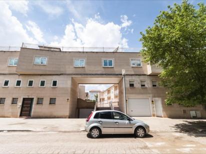 Exterior view of Single-family semi-detached for sale in Cariñena  with Terrace and Storage room