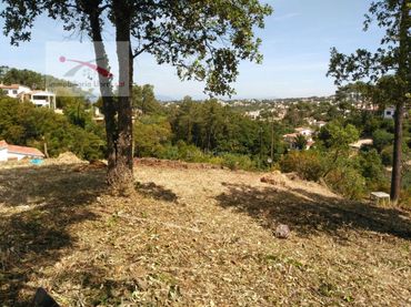 Terreny residencial en venda a Carrer Cadaqués 16