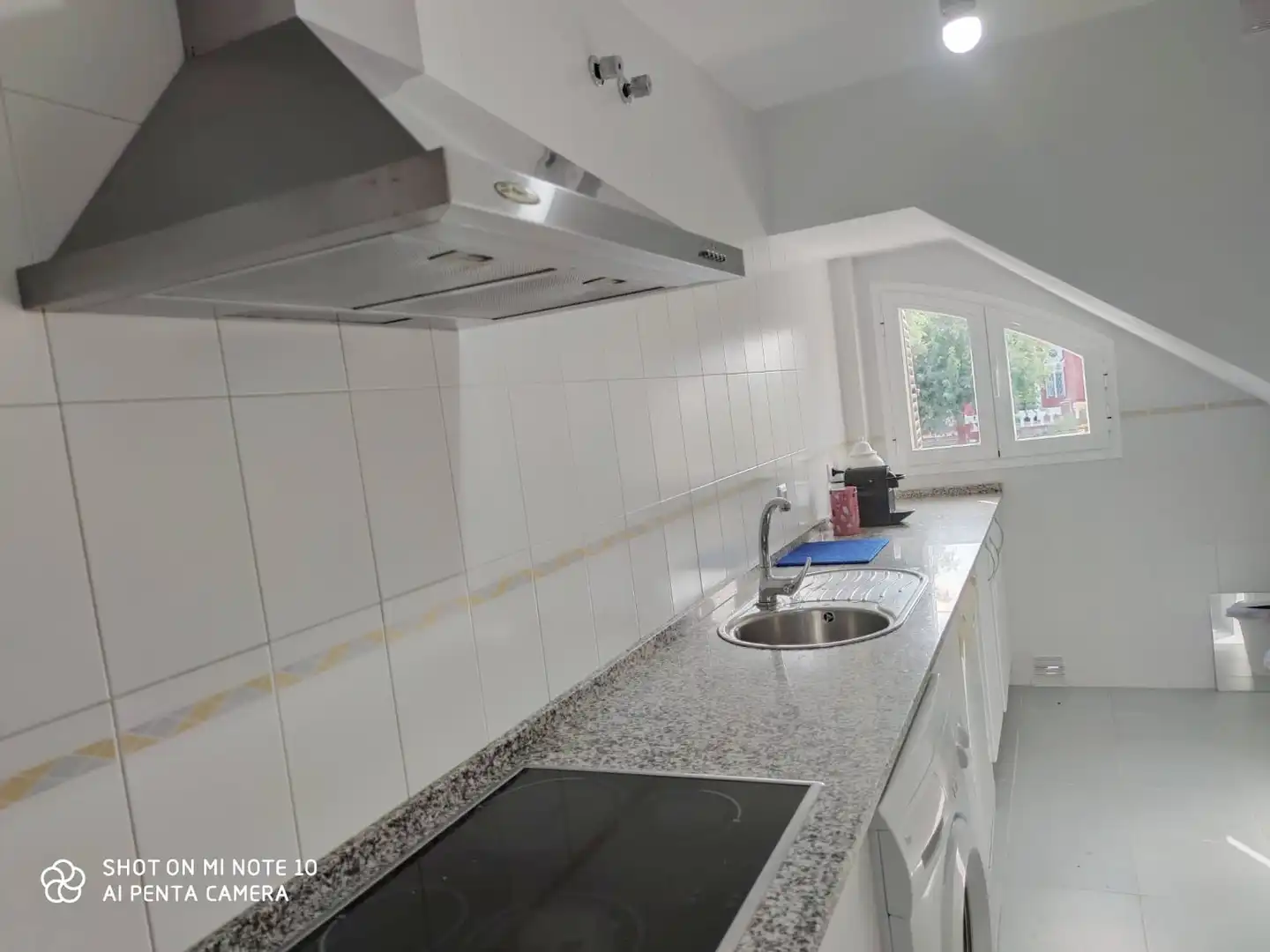 Cocina de Ático de alquiler en Sanlúcar de Barrameda con Aire acondicionado, Calefacción y Terraza