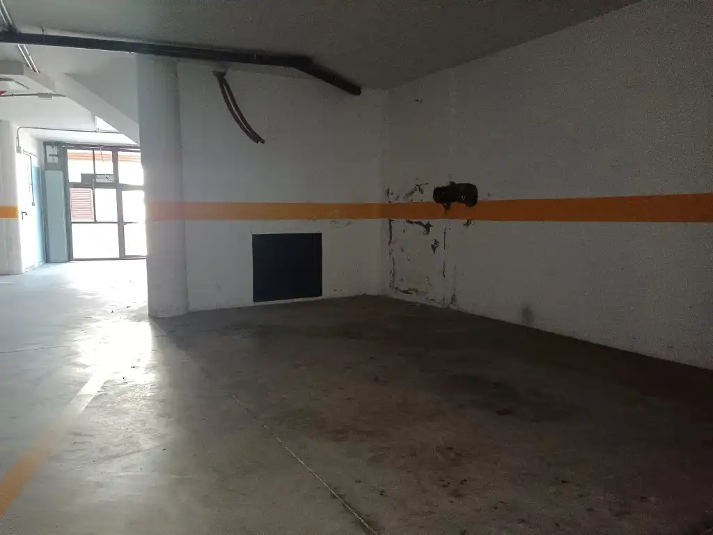 Garaje en venta en Casabermeja
