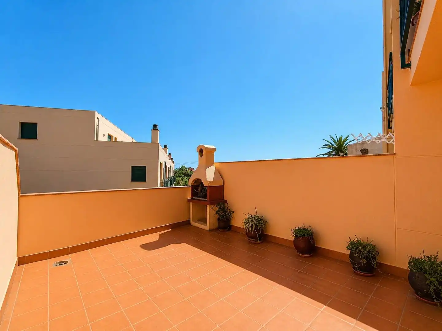 Terrassa de Casa o xalet en venda en Sant Pere Pescador amb Aire condicionat, Calefacció i Jardí privat