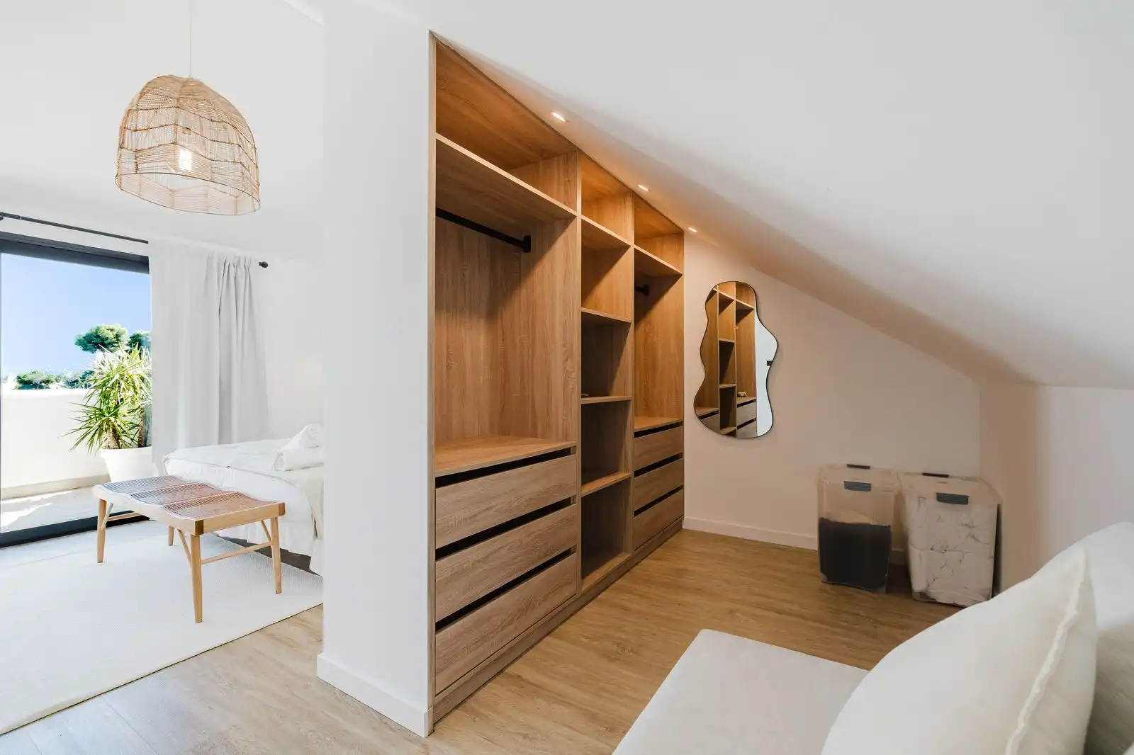 Bedroom of Houses for sale in Marbella  with Air Conditioner, Terrace and Community pool