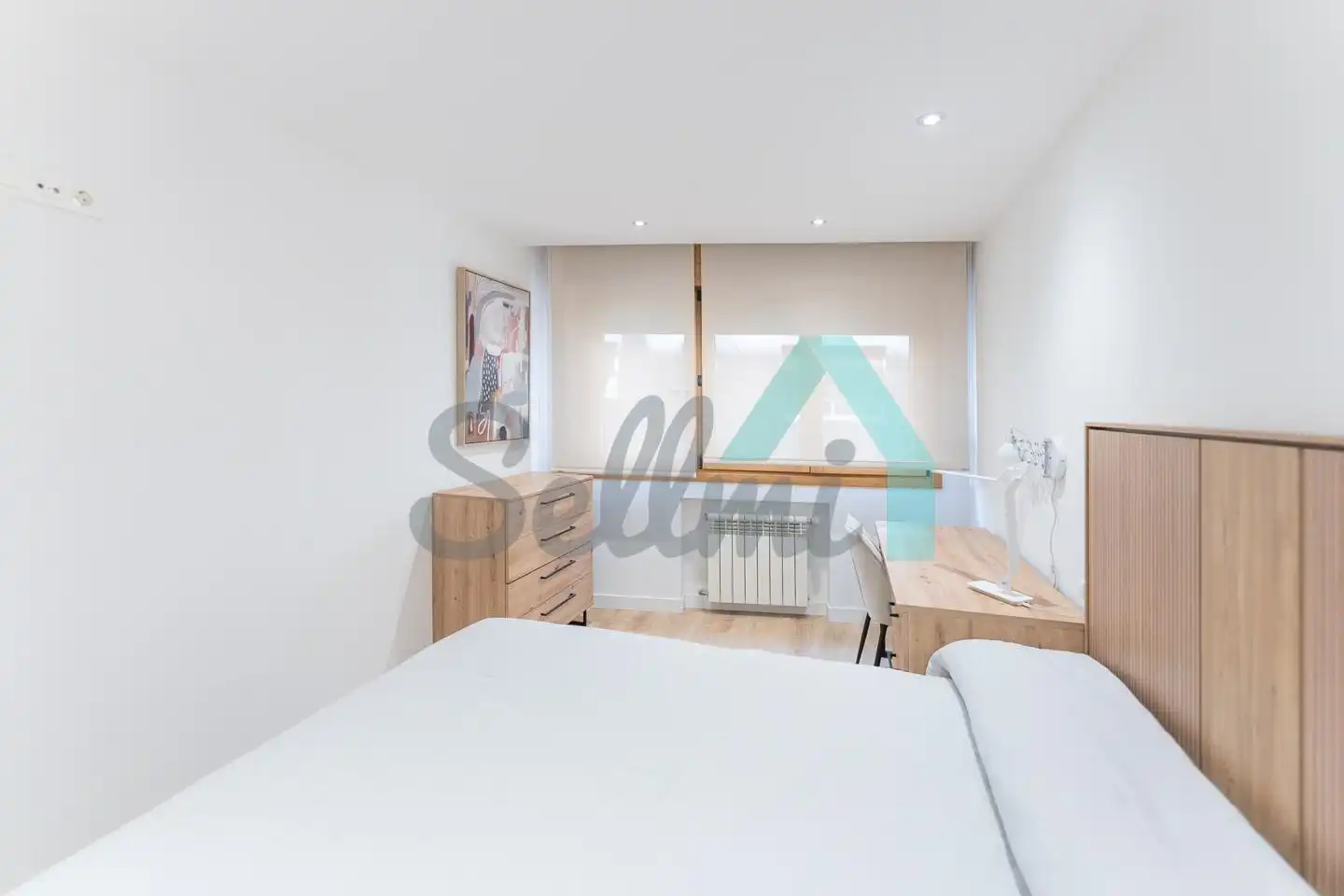 Habitación de Piso de alquiler en Oviedo  con Calefacción y Amueblado