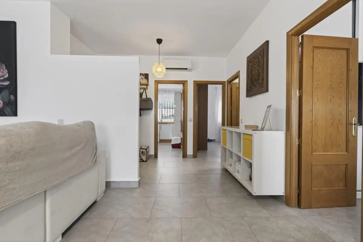 Flat for sale in Alcalá de Guadaira  with Air Conditioner, Heating and Furnished