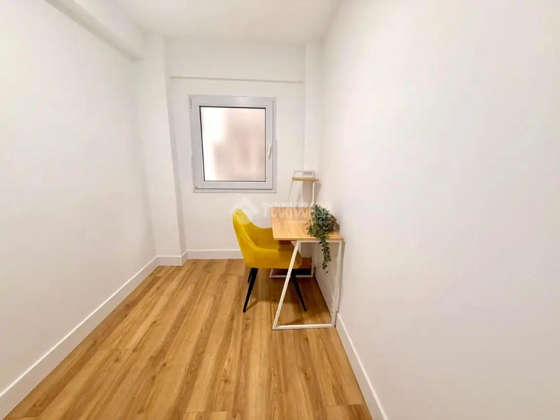 Habitación de Piso en venta en Santander con Calefacción, Parquet y Amueblado