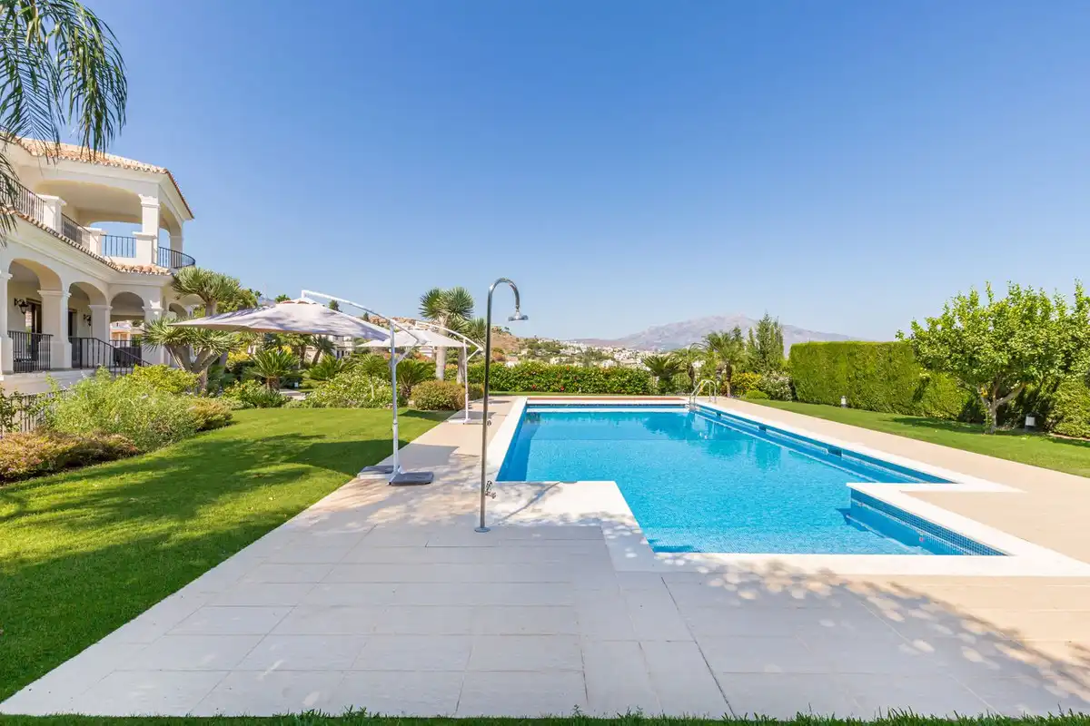 Chalet con piscina en venta en Los Flamingos, imagen 25