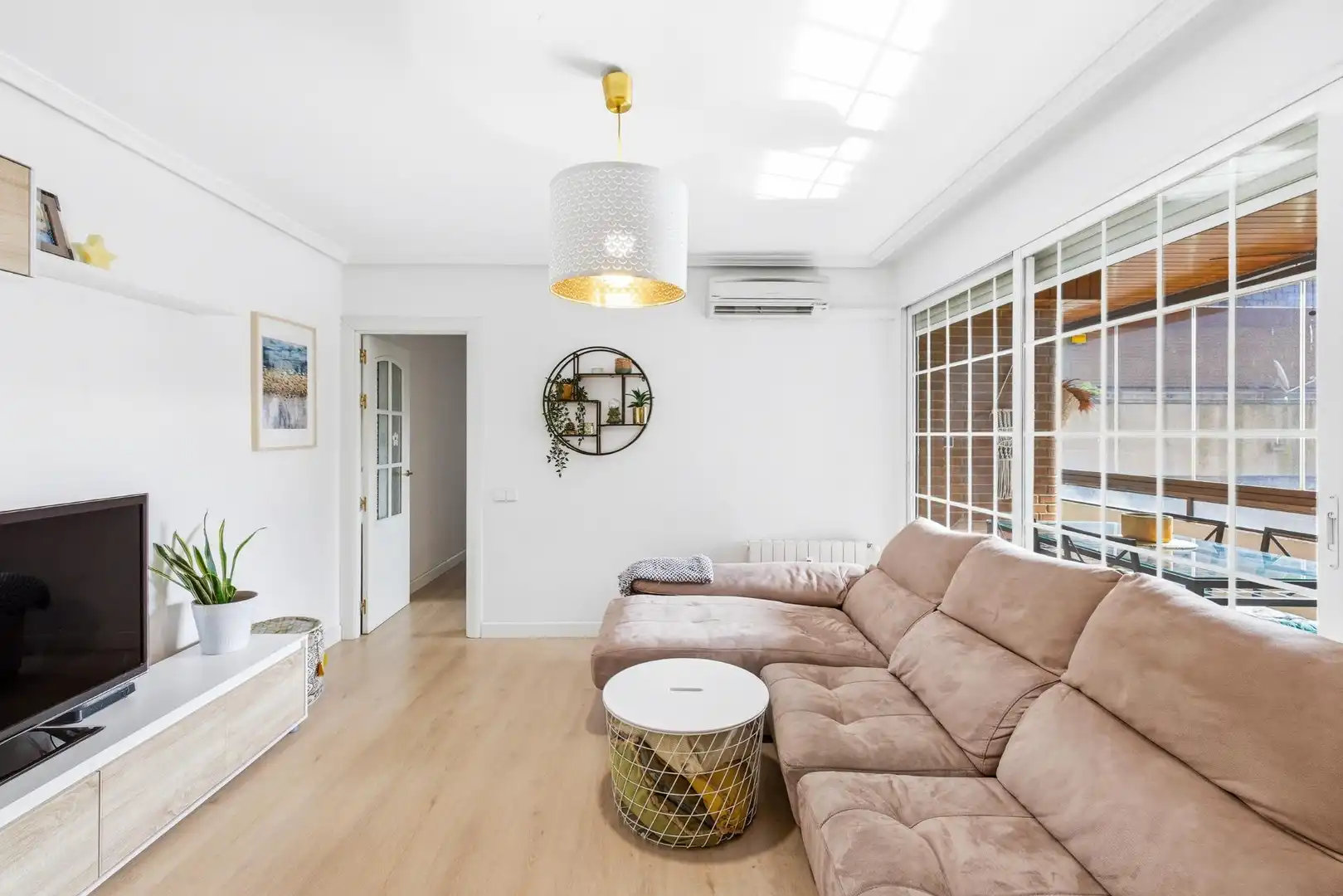 Sala de estar de Piso en venta en Madrid con Aire acondicionado, Calefacción y Jardín privado