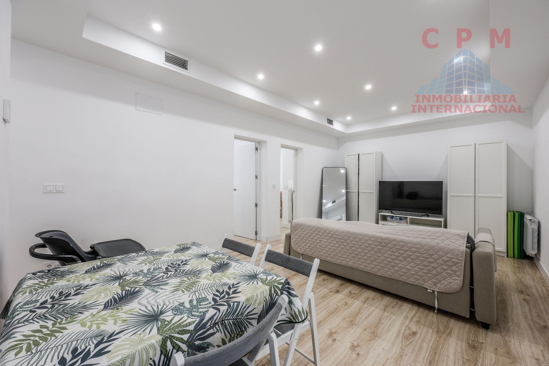 Flat to rent in  Madrid Capital  with Air Conditioner, Heating and Oven