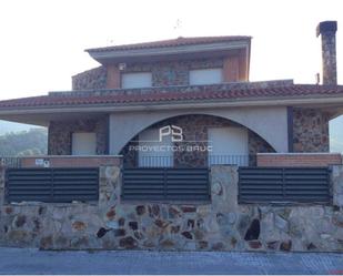 Vista exterior de Casa o xalet en venda en Vacarisses amb Jardí privat