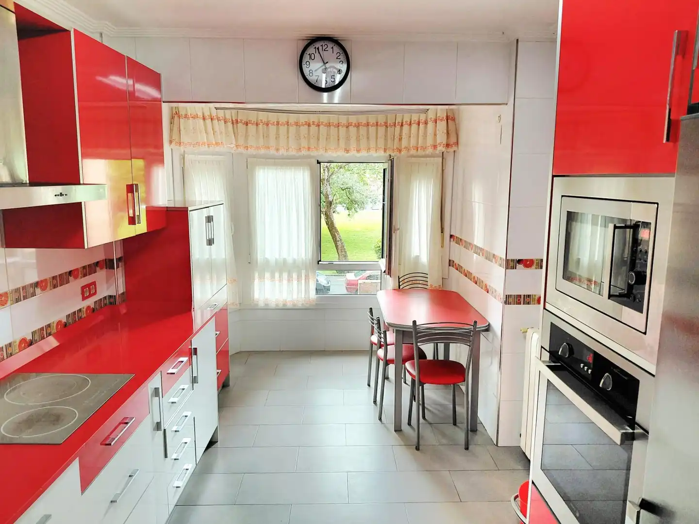 Cocina de Piso en venta en Getxo  con Calefacción y Trastero