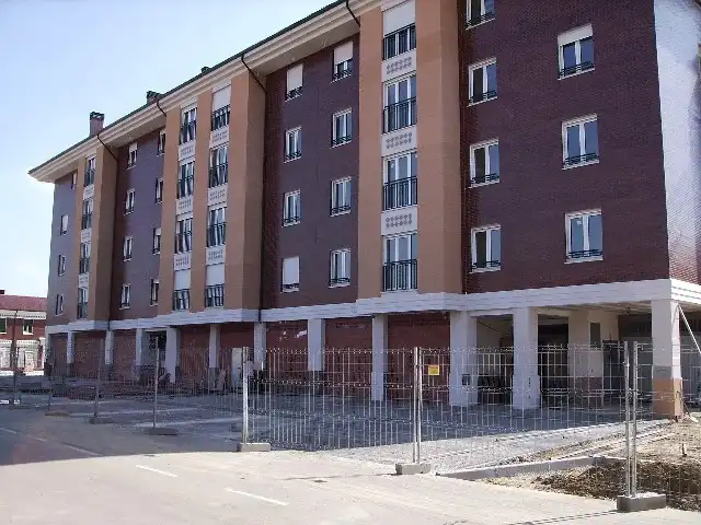 Gewerbefläche zum Verkauf in Villamuriel de Cerrato
