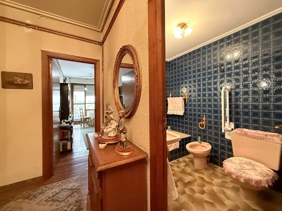 Baño de Piso en venta en Vitoria - Gasteiz con Calefacción, Terraza y Trastero