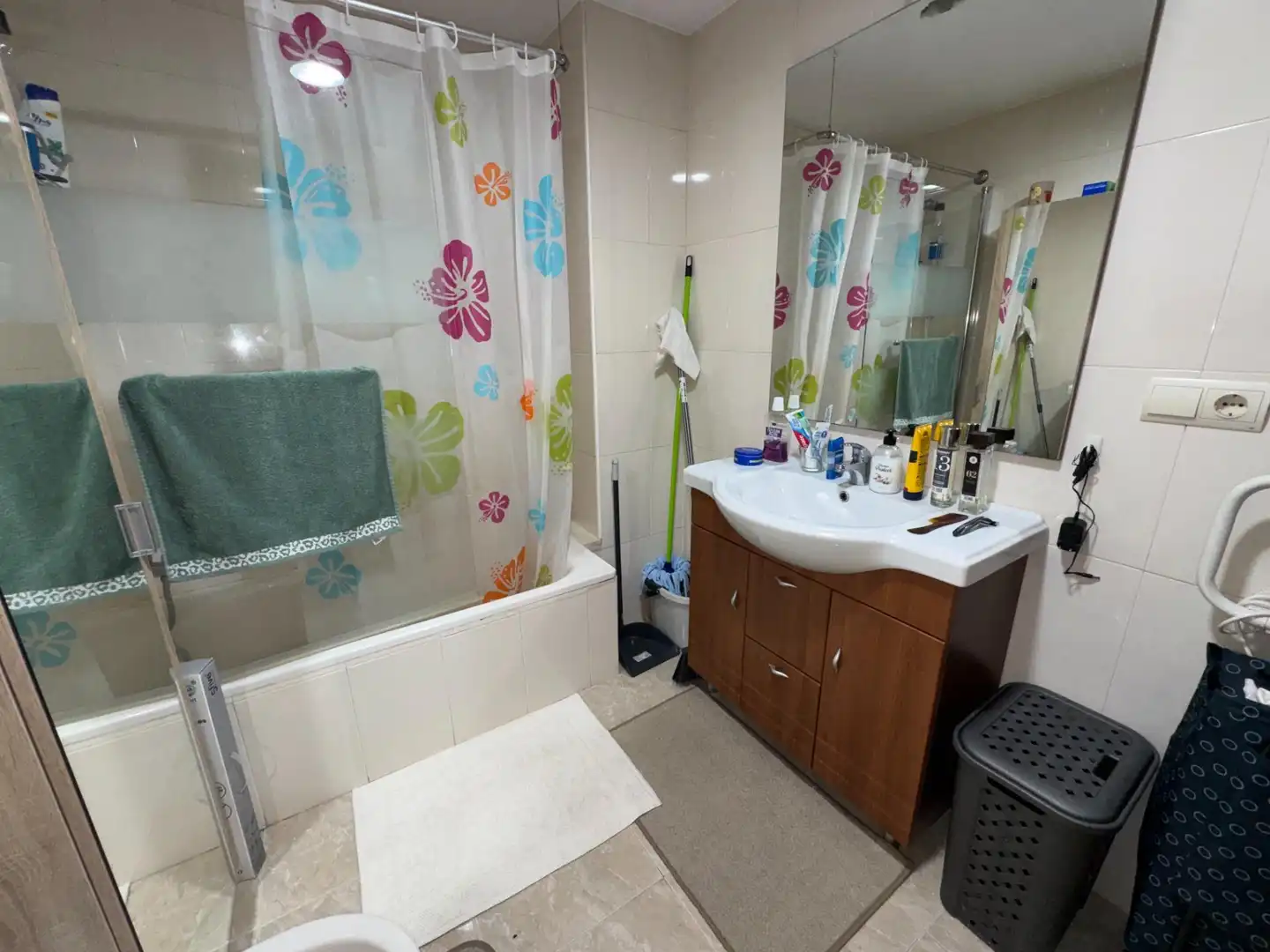 Bany de Apartament en venda en Ponferrada amb Calefacció, Terrassa i Traster