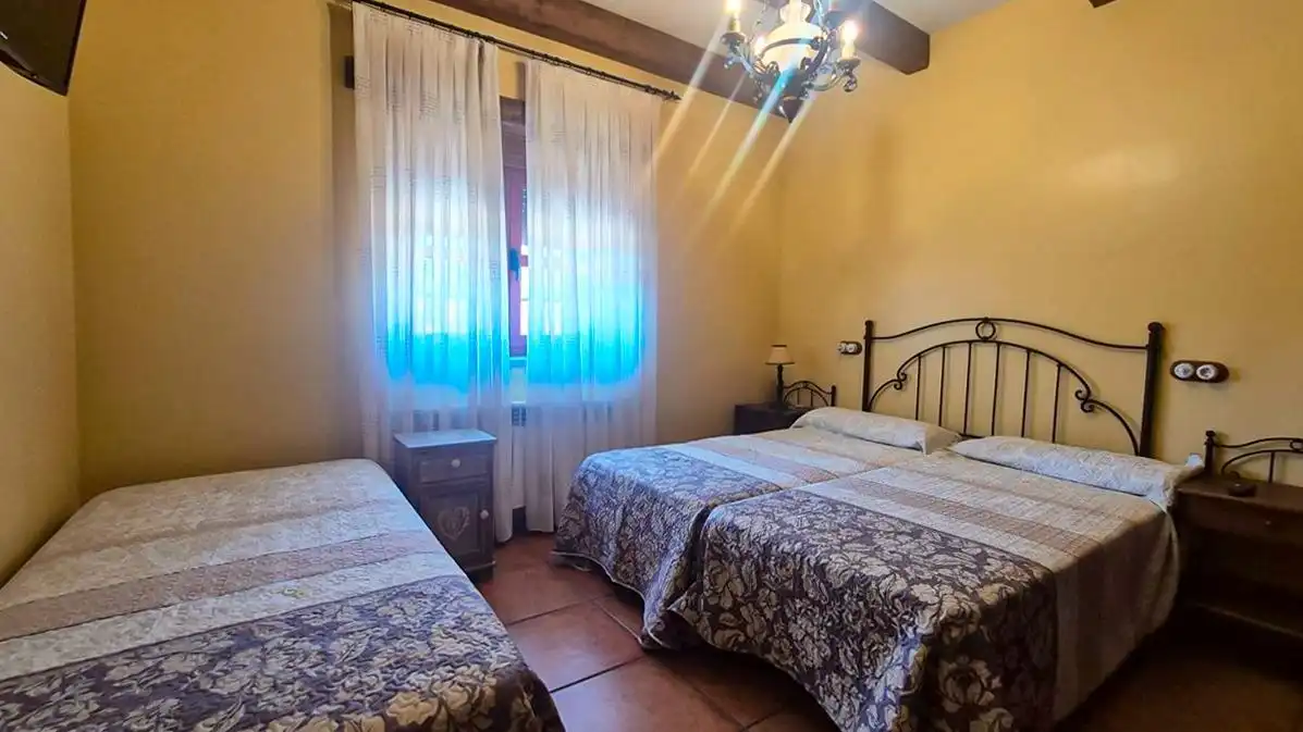 Habitación de Casa o chalet en venta en Ledesma