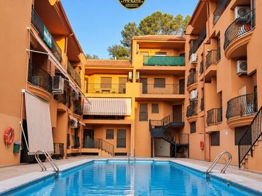 Piso con ascensor en venta en Los Villares