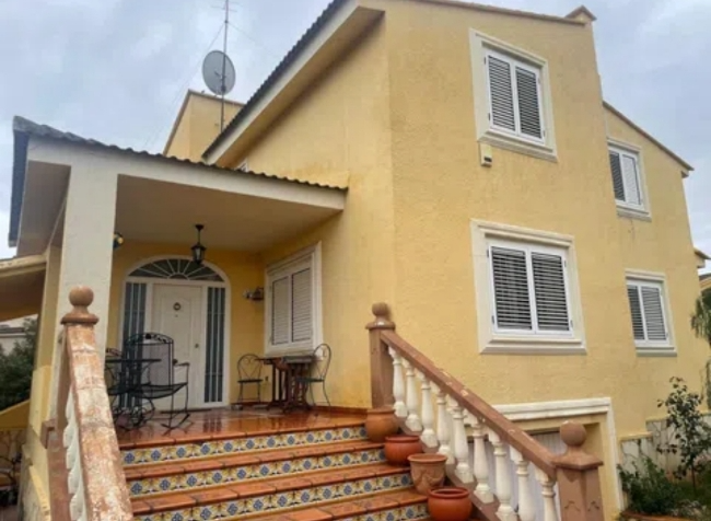 Exterior view of House or chalet for sale in L'Eliana