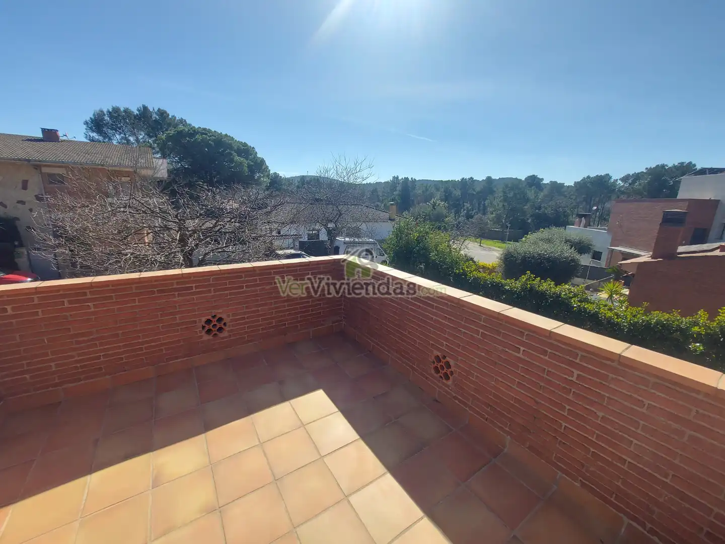 Vista exterior de Casa o xalet en venda en Begues amb Aire condicionat, Calefacció i Jardí privat