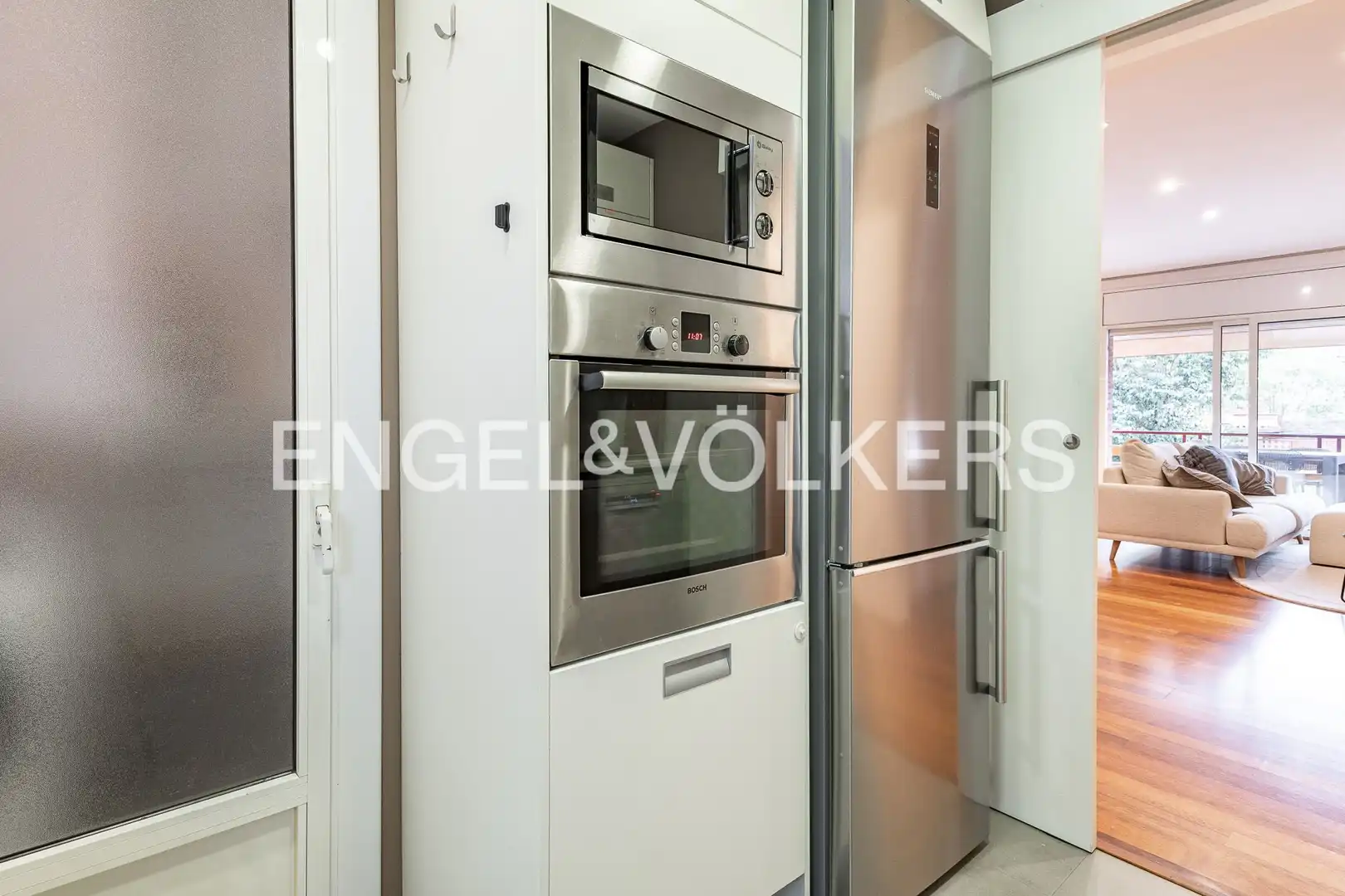 Cocina de Piso en venta en Sant Cugat del Vallès con Aire acondicionado, Calefacción y Jardín privado