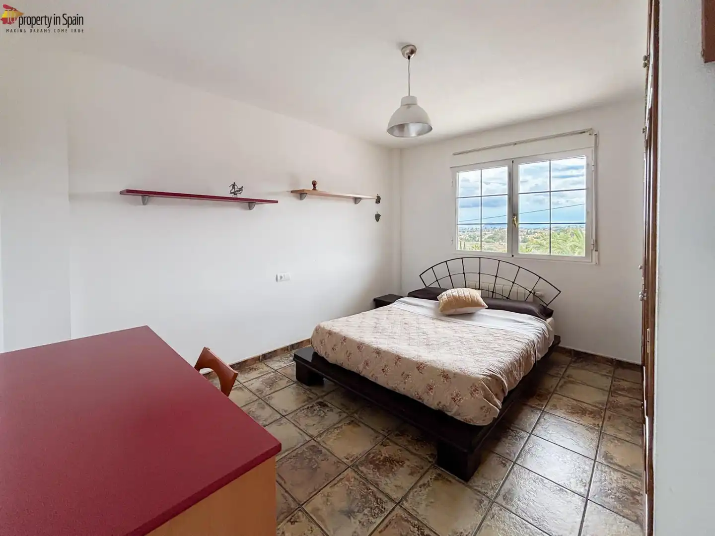 Dormitori de Casa o xalet de lloguer en Alicante / Alacant amb Jardí privat, Traster i Piscina