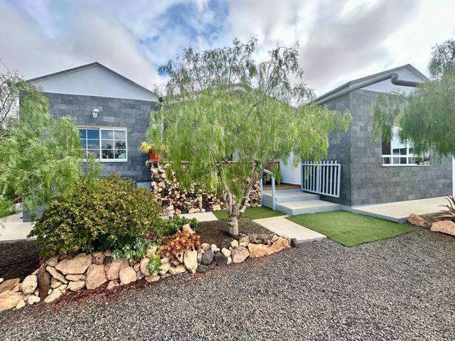 Casa-chalet en Venta en Tefía - Tetir