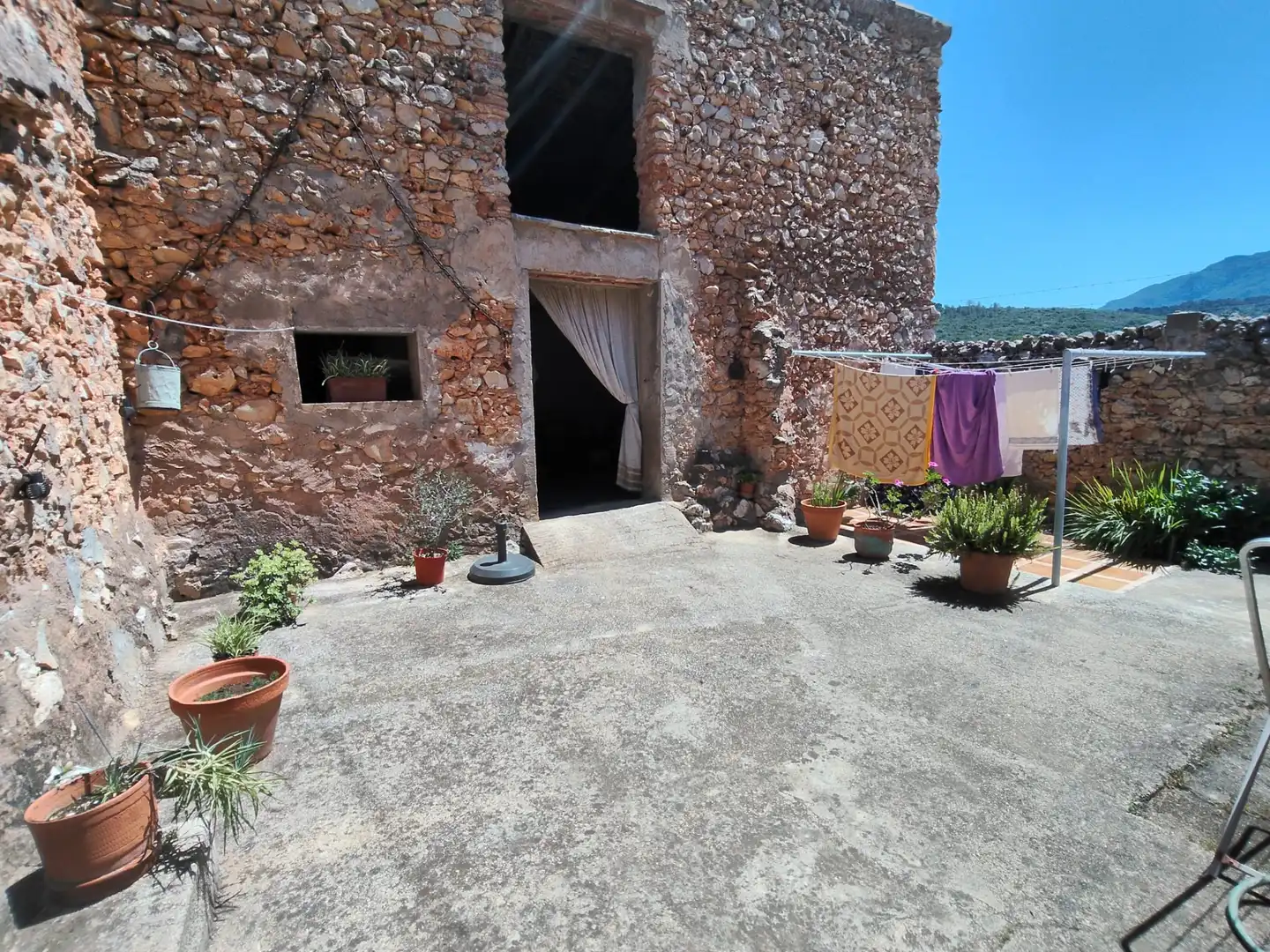 Vista exterior de Finca rústica en venda en Simat de la Valldigna amb Jardí privat, Traster i Piscina