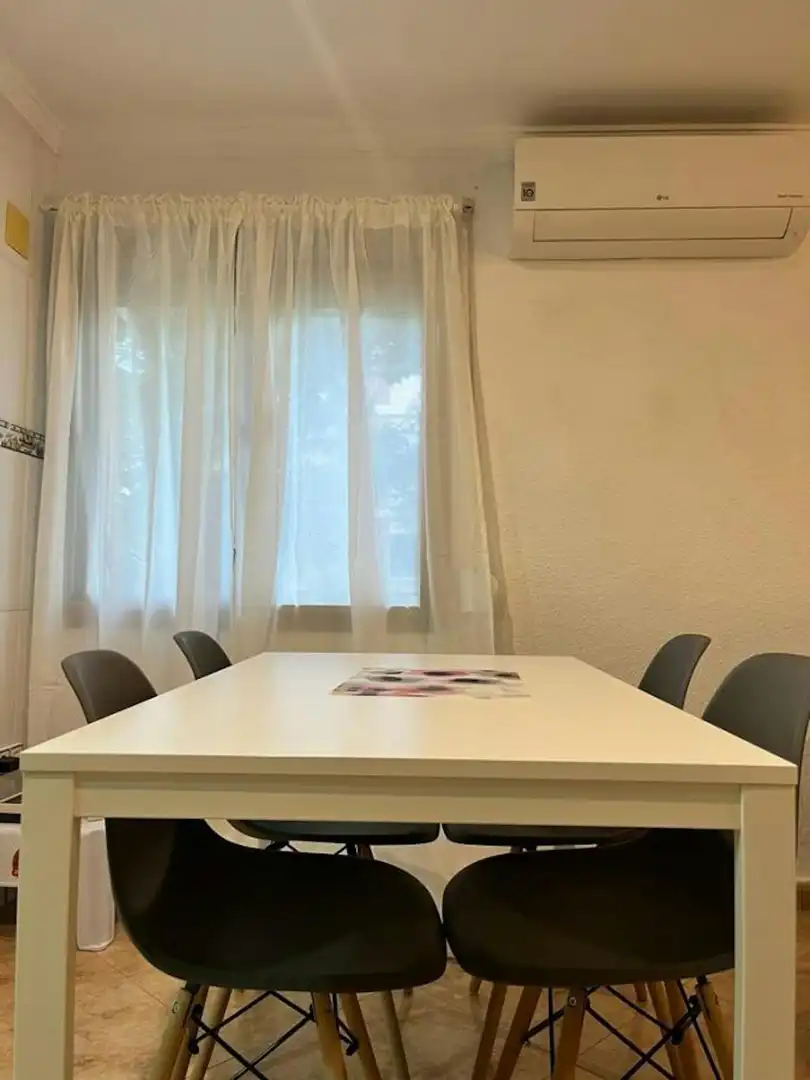 Dining room of Flat for rent in  Valencia Capital  with Air Conditioner, Heating and Washing machine