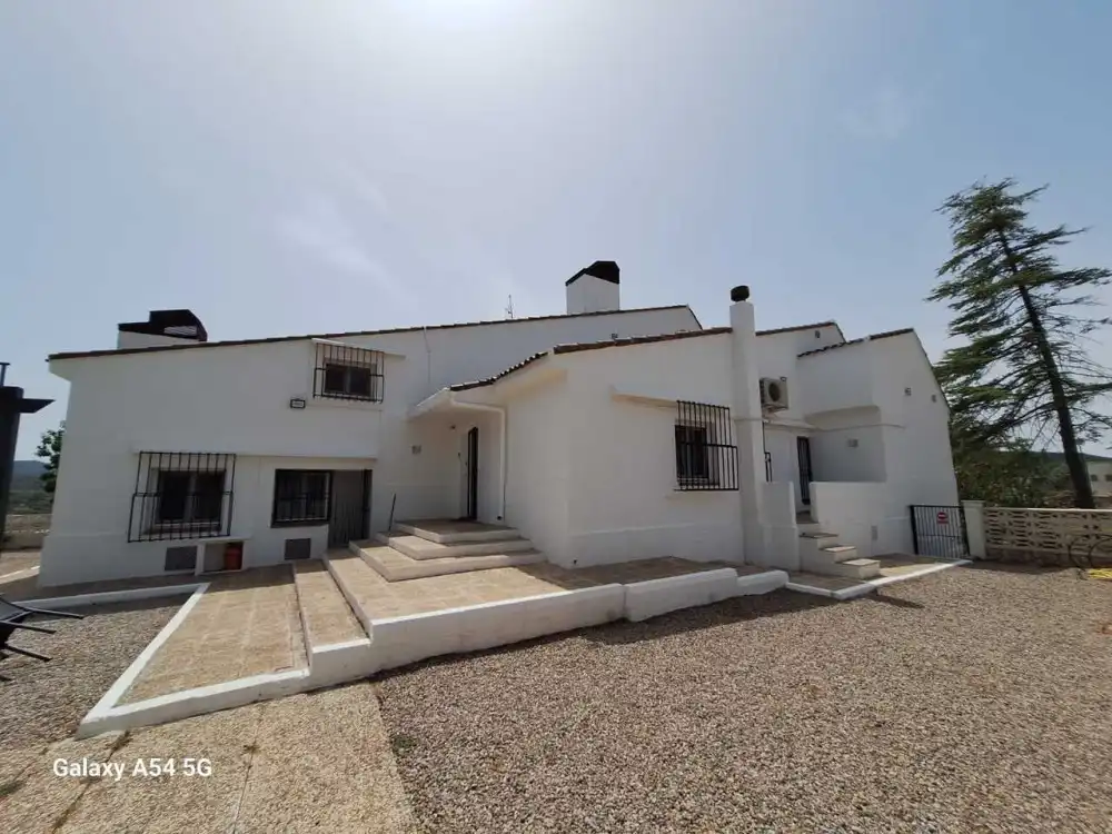 Vista exterior de Piso en venta en Campo de Criptana con Aire acondicionado