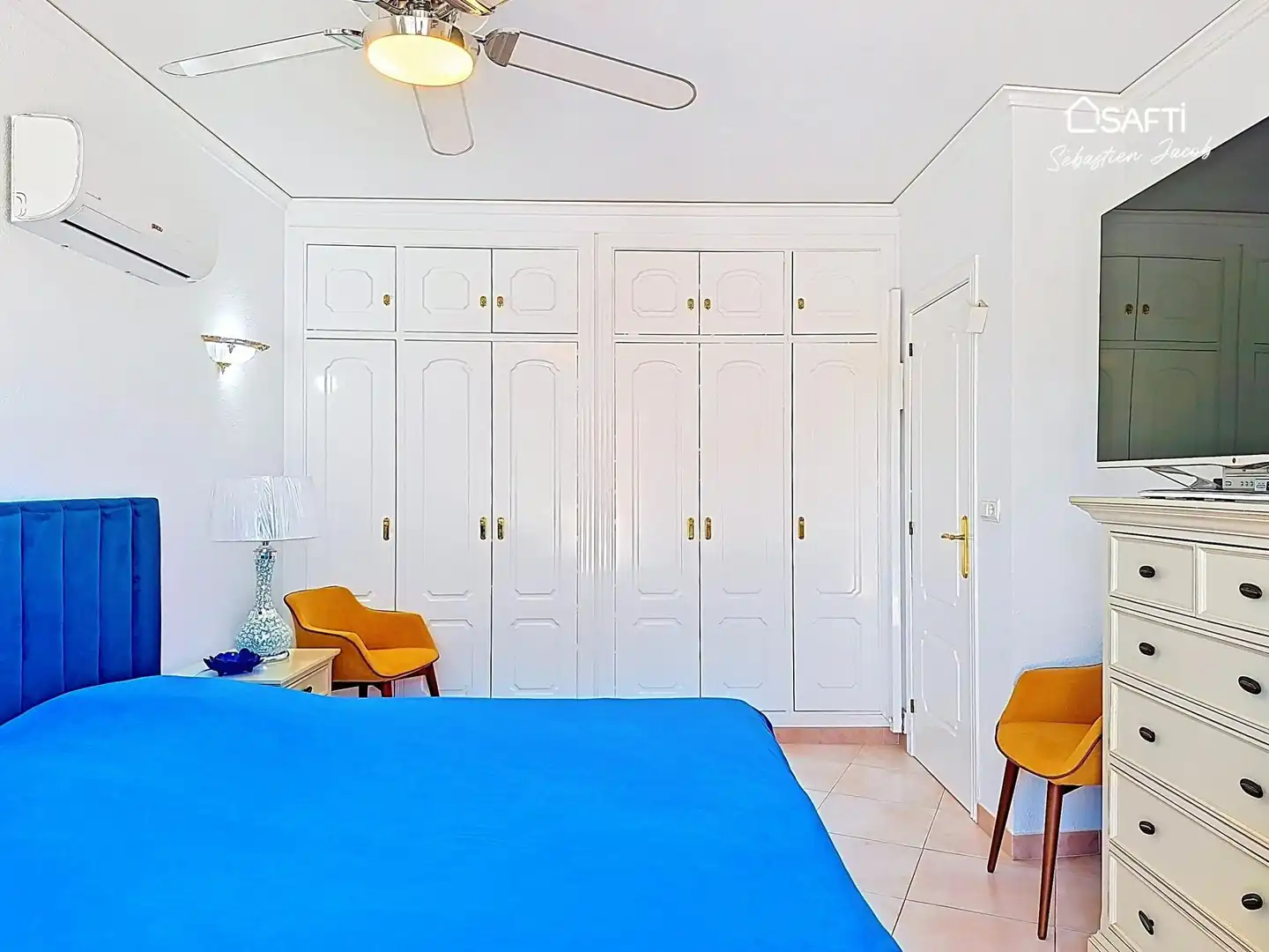 Bedroom of Houses for sale in Dénia  with Air Conditioner, Heating and Terrace
