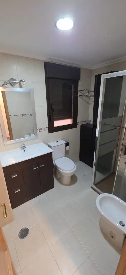 Baño de Piso en venta en Seseña con Aire acondicionado, Calefacción y Terraza