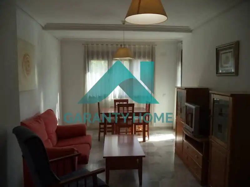 Sala de estar de Apartamento de alquiler en Cáceres con Aire acondicionado, Calefacción y Terraza