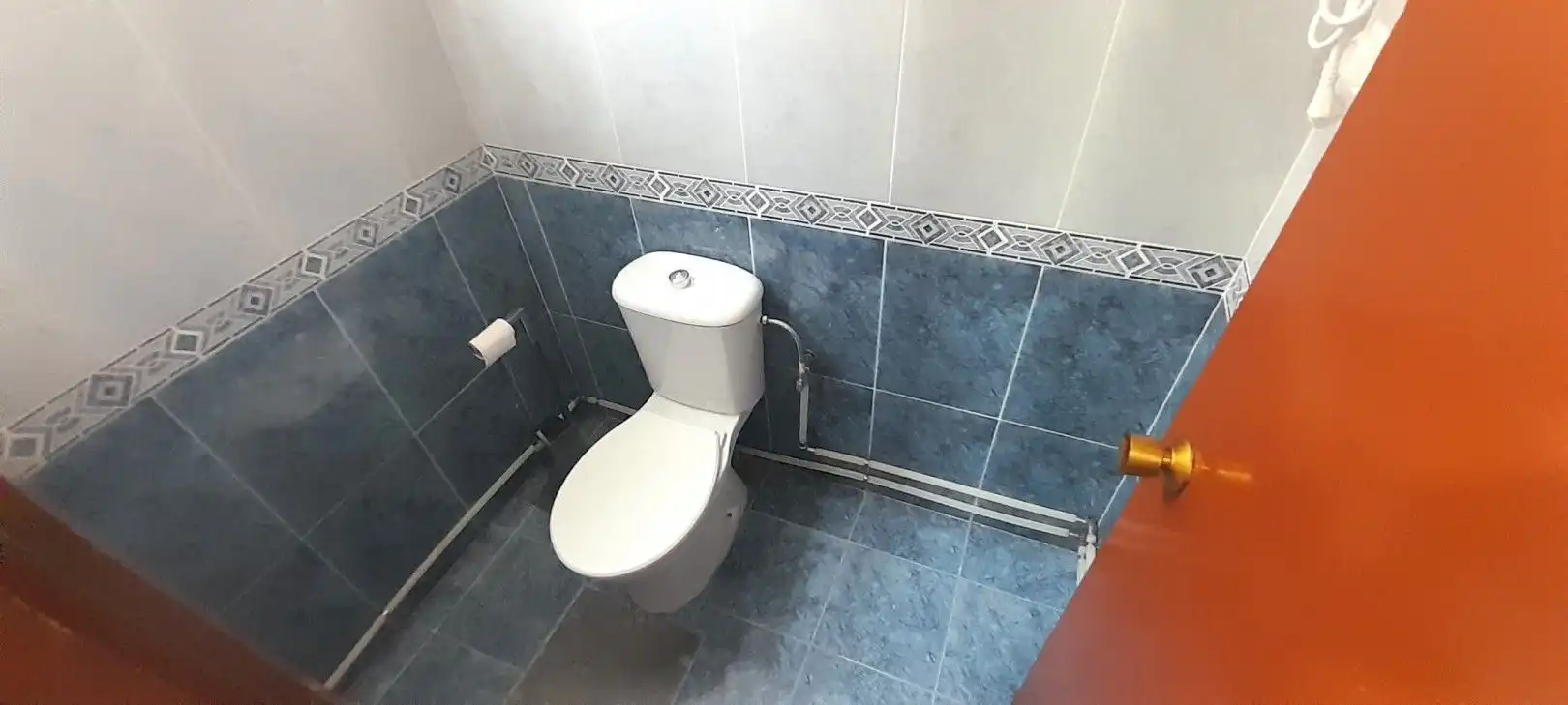 Bathroom of Commercial properties for sale in  Logroño